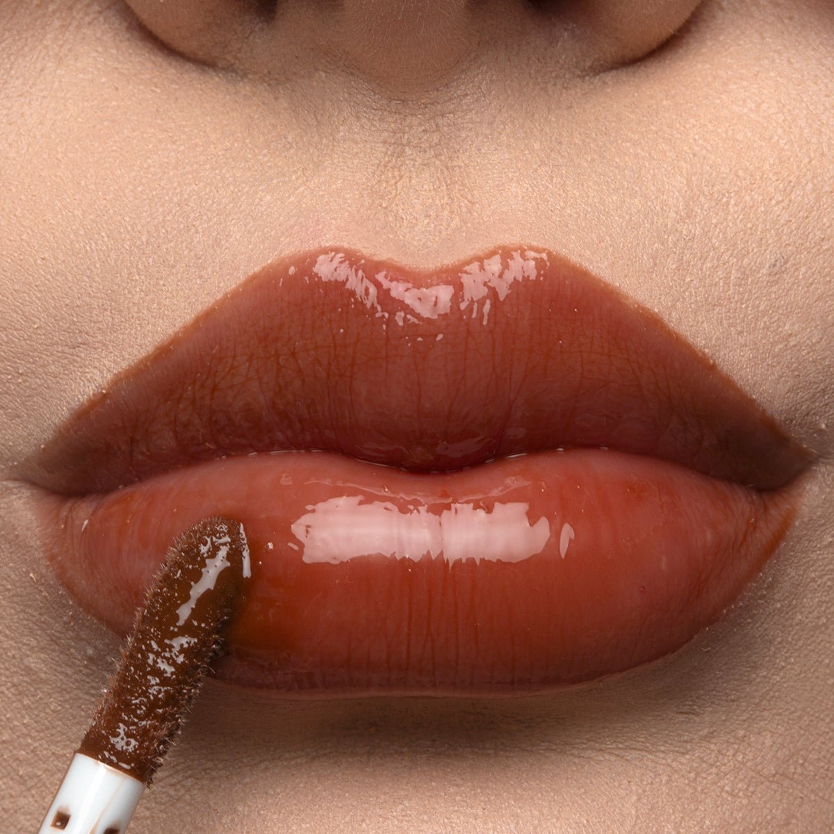 Hot Lips - Image 4